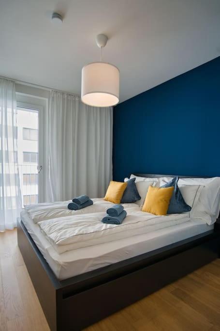 Modern Apartment Near Stadtpark Wina Bagian luar foto